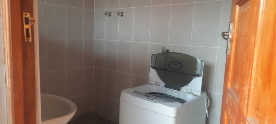 5 Bedroom Property for Sale in Mdantsane Eastern Cape